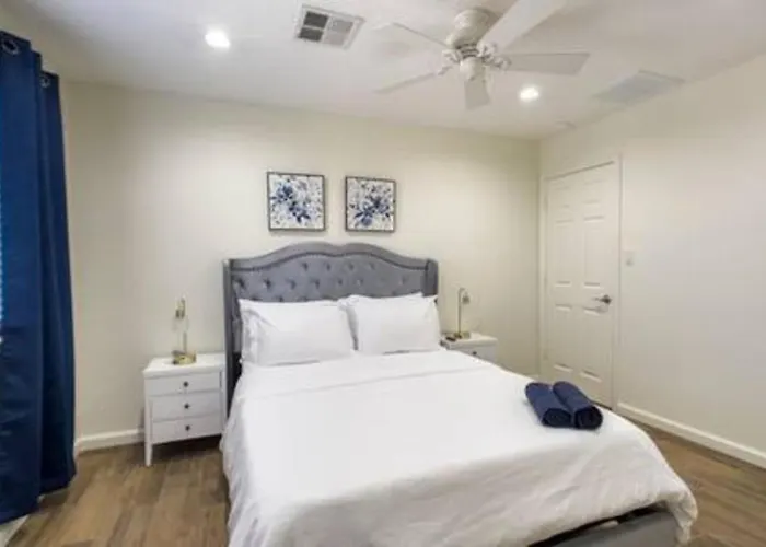 1710 N Sunset - Pool 7 Beds Parking Wifi Full Patio Foosball *
